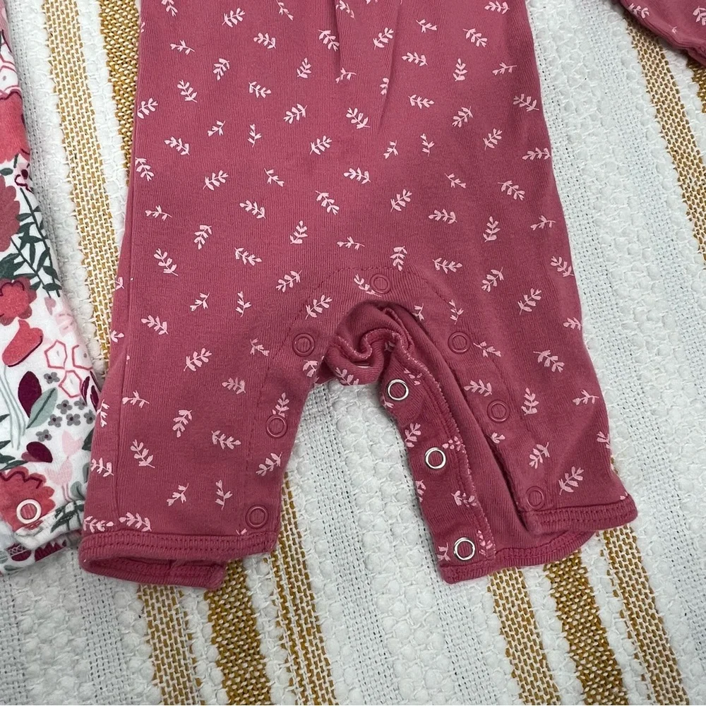 Carter's Just One You®️ Baby Girls' Floral Jumpsuit  Size ‎ Newborn